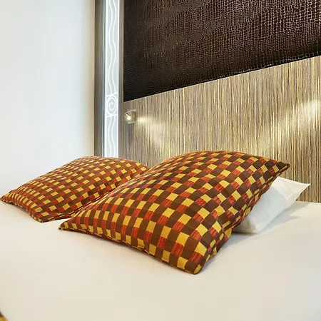 La Conversation Hotel 3*