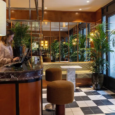 La Conversation Hotel Parigi